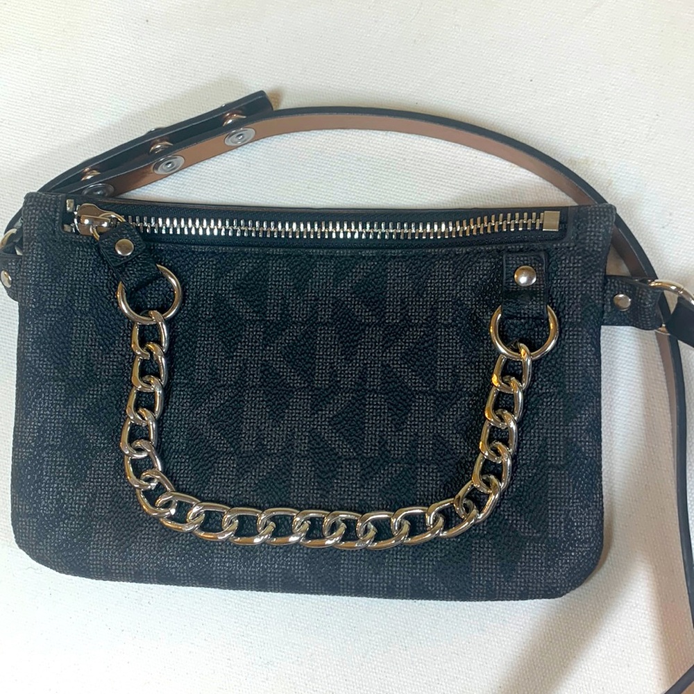 NWT Michael Kors Belt Bag XL Black and Gray Adjustable - Picture 2 of 9